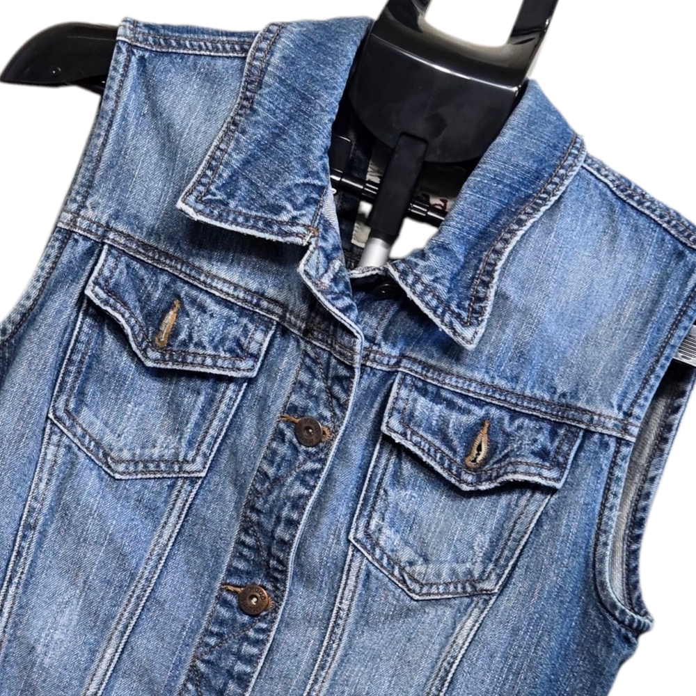 MUDD Denim Jacket Vest Women Large  Collar Buttons Pockets‎